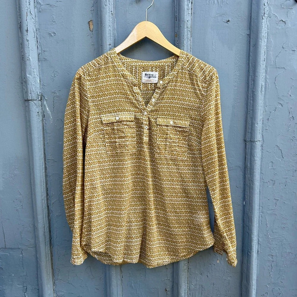 Holding Horses Anthropologie Tulipane Semi Sheer Blouse, size 8 - Picture 3 of 11